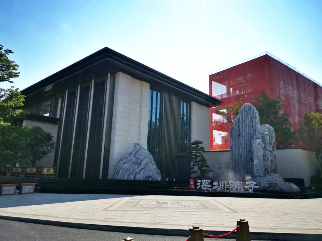 瑞地格乐亚克力游泳池助力泰禾深圳院子
