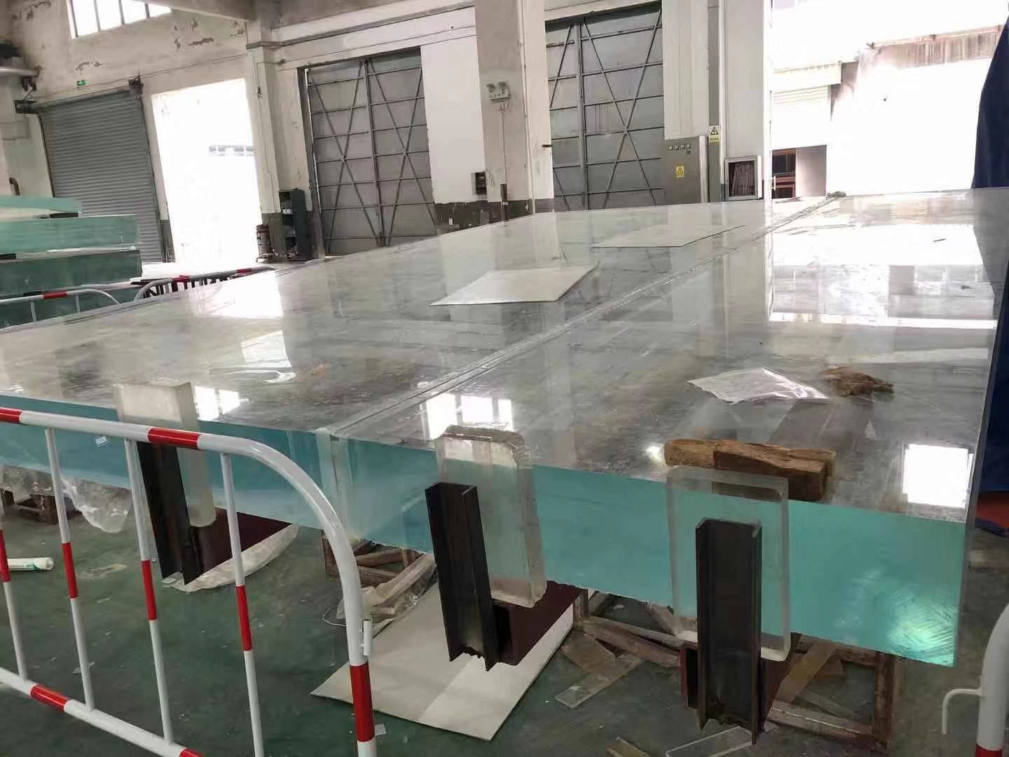 350gao免费永久视频 寿光别墅无边界透明泳池五，瑞地格乐亚克力游泳池